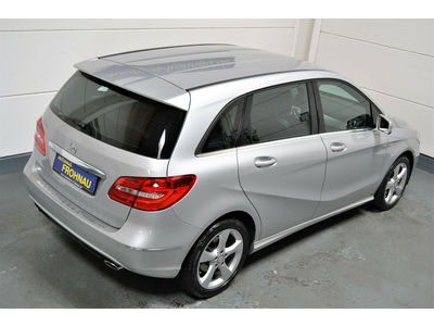 Mercedes Benz B 180 Sportpaket Teilleder Xenon Navi Erst tkm