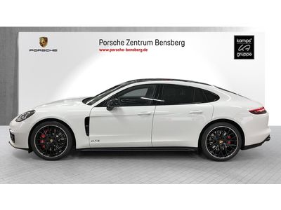 Porsche Panamera Gts