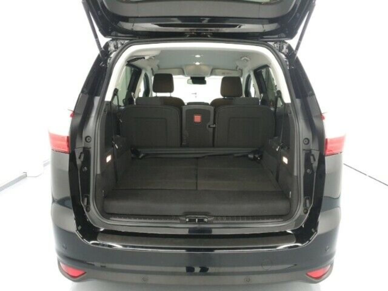 Ford Grand C Max Business Edition 2 0 Tdci 7 Sitzer N